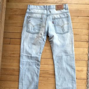 Levi’s 511 Slim distressed light wash